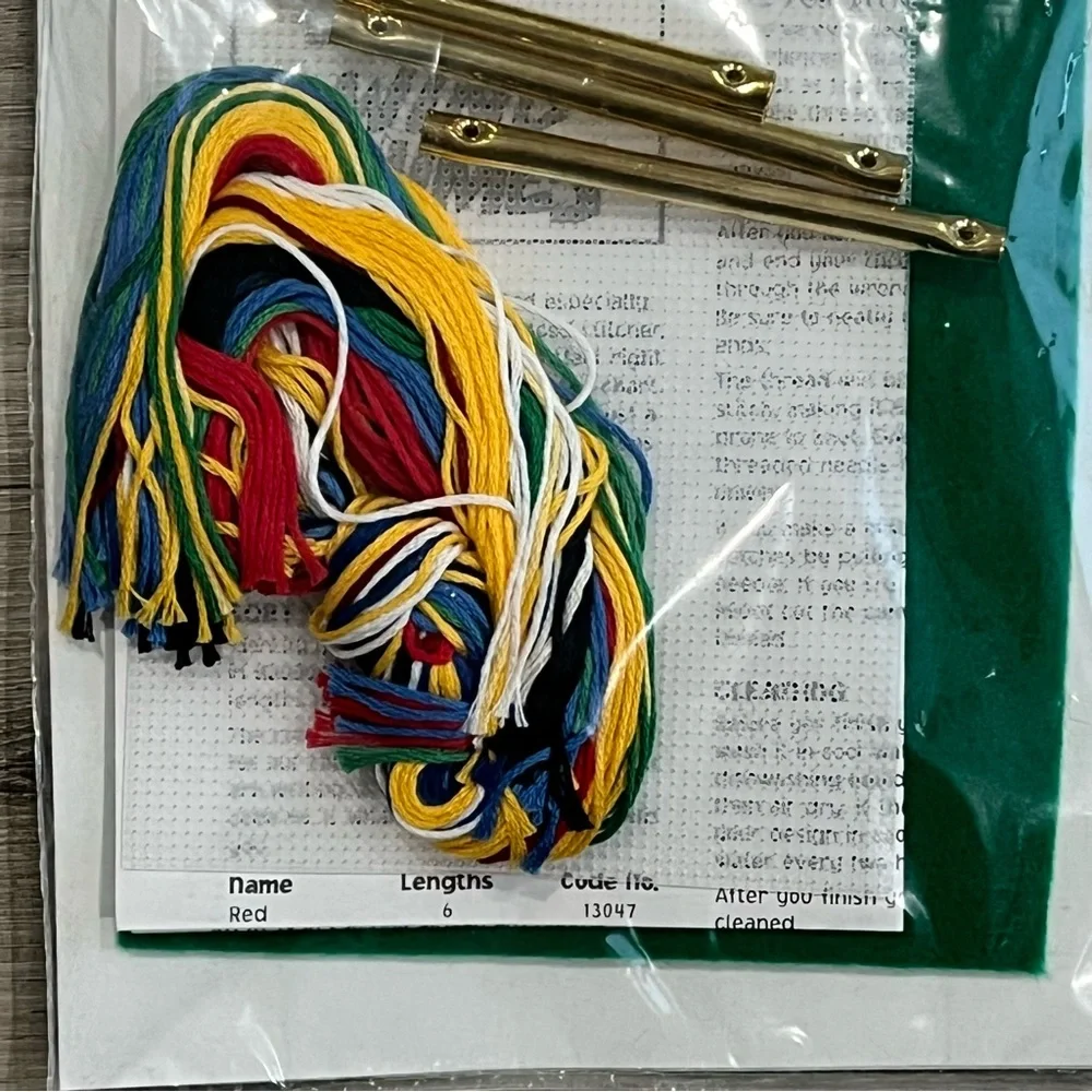 NWT Dimensions Wind Chimes Merry Penguin Counted Cross Stitch Kit - Picture 13 of 13